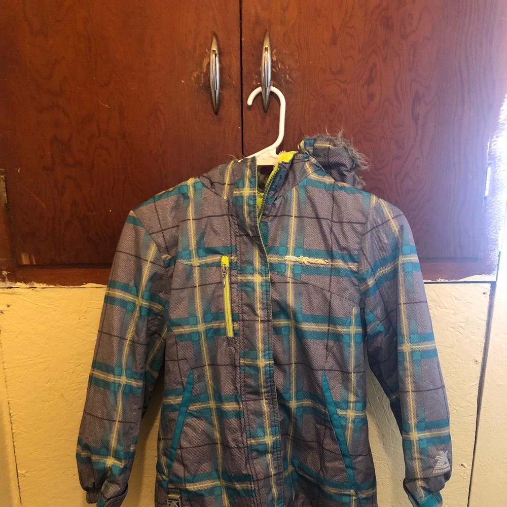 Girls Jacket - Picture 2 of 5